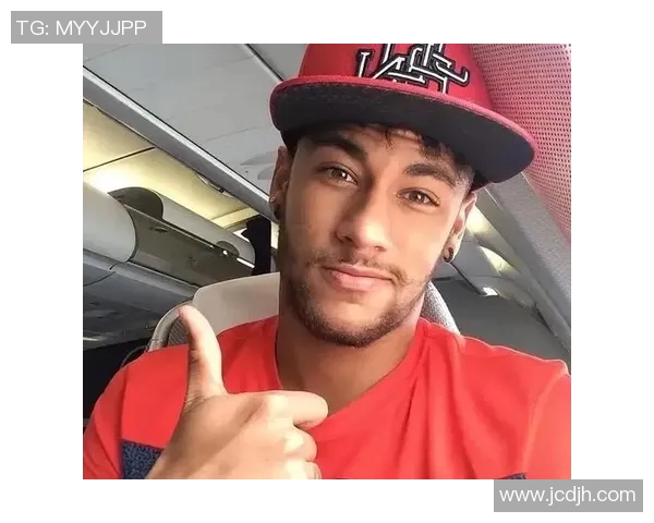 内马尔的足球传奇之路：从巴西小子到全球偶像的蜕变与挑战